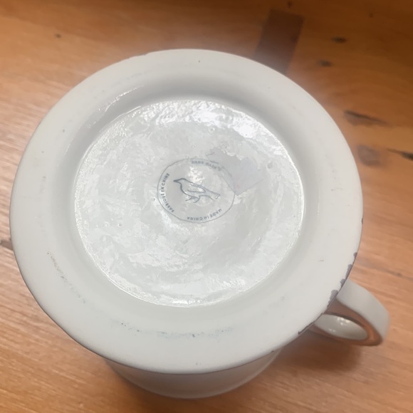 Anthropologie “ B “ Gold Monogram Coffee/Tea Mug NWOT - Picture 4 of 5